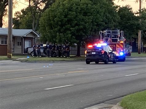 News in wichita ks. Mar 8, 2024 · WICHITA, Kan. (KSNW) — An officer-involved shooting near North Arkansas Avenue and West 21st Street left a man dead on Wednesday. It happened shortly before 8 p.m. The Wichita Police Department ... 