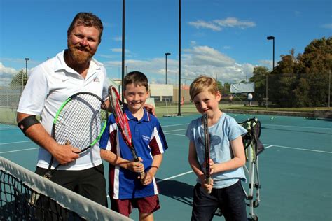 Newstead Tennis & Squash Centre - tennis court in Newstead TAS