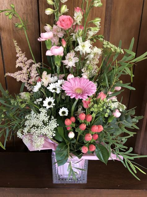 Newton Florist. Newton NC Flower Delivery. Avas Flowers …