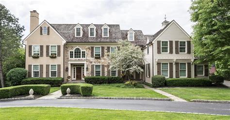 Newtown square homes for sale. 5 bed. 4.5 bath. 6,918 sqft. 1.46 acre lot. 34 Springton Pointe Dr. Newtown Square, PA 19073. Email Agent. Showing 30 homes around 20 miles. Brokered by RE MAX Professional Realty. 