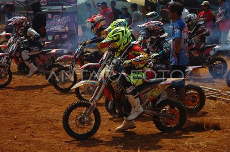Ngewe Cilik variasi cross & taman ML info download video seks indonesia dan 97 rekomendasi favorit akad nikah setelah instal image 1