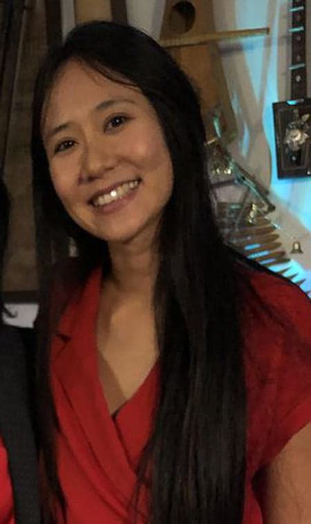 Nguyen Joan  St Louis
