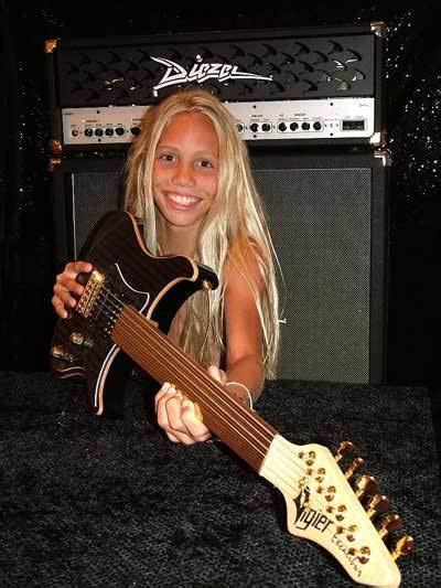 Nick Sterling & Armando De Armas in Sidewinder Video