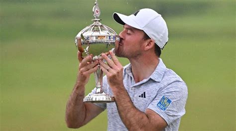 Nick Taylor wins Canadian Open, first Canadian champion since 1954