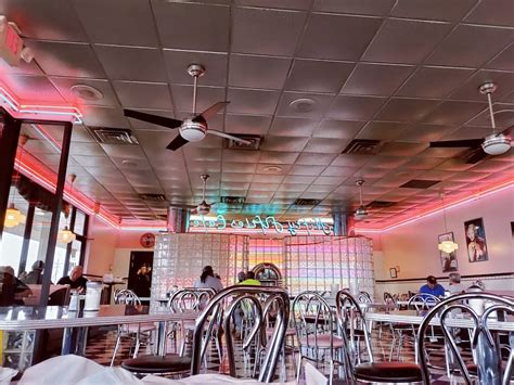 Nifty Fifties Cafe – reviews, photos, working hours, 🍴 menu, phone ...