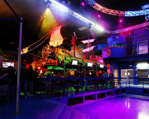 Bringing you the hottest nightlife in Wisconsin Dells, The Reef is one of the largest night clubs in the midwest with almost 4000 sq ft of dance floor on the main level and a second …