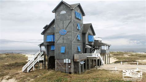 Nights in rodanthe house. May 6, 2010 · 'Nights in Rodanthe' house stands tall after move. Nearly condemned, the beach house made famous in the film "Nights in Rodanthe" has … 