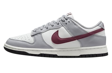 Nike Dunk Low Grey Team Red DD1503-122