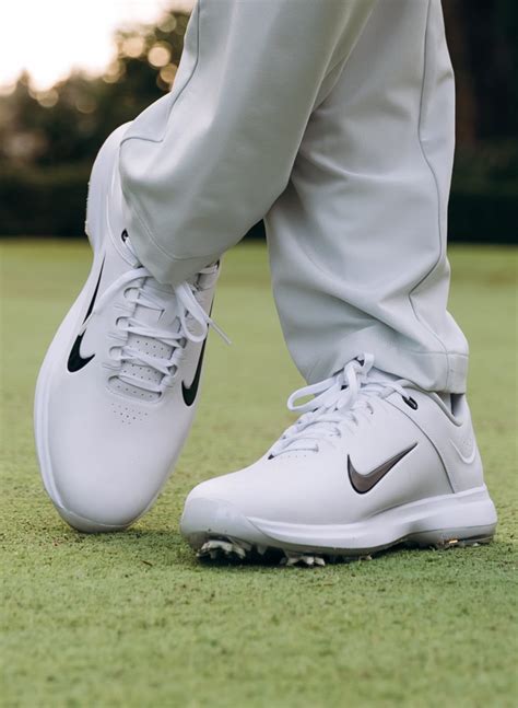 Nike Golf. Nike IT