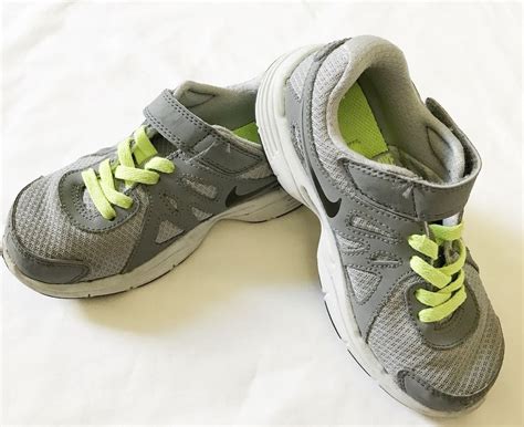 Nike Shoes Nikerevolution 2 Gray Green Running Athletic Sneakers ...