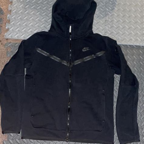 Nike Tech Size Medium