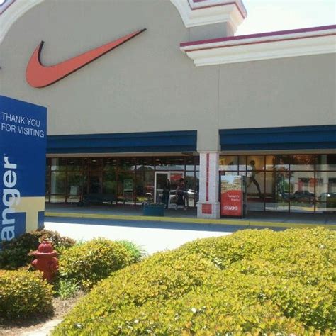 Nike outlet commerce ga. Georgia Find a Nike Store Nike Atlanta Lenox Square 3393 Peachtree Rd. NE Suite 3070 Atlanta, GA, 30326, US Open • Closes at 8:00 PM Nike Factory Store - Atlanta Woodstock The Outlet Shoppes at Atlanta 915 Ridgewalk Pkwy, Ste 200 Woodstock, GA, 30188-0027, US Open • Closes at 8:00 PM Nike Factory Store - Calhoun Calhoun Premium Outlets 