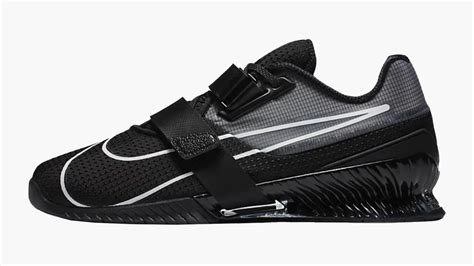 Nike romaleos 5. Jul 31, 2023 · The new hybrid-lifting shoe from Nike — the Nike Savaleos — was released on April 1, 2021. Much like its predecessor, the Nike Romaleos, which have seen four iterations, the Savaleos are ... 