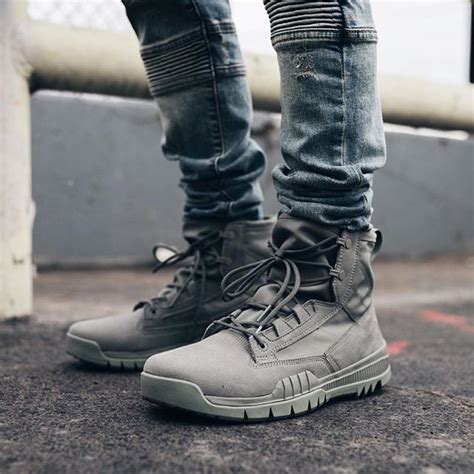The Nike SFB Gen 2 is a lightweight tactical boot designed for military and law enforcement personnel. It features a durable outsole, a breathable mesh lining, and a padded collar for support and comfort. The Nike SFB Field 2 is a low-cut boot designed for outdoor activities. It has a Vibram outsole for increased traction and a water-resistant ....