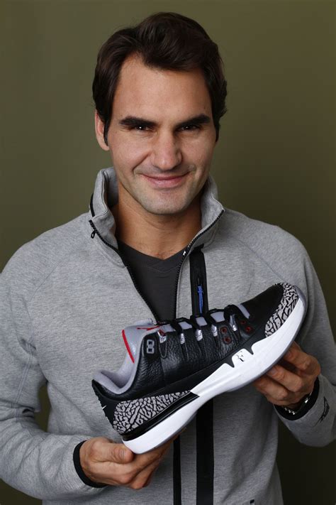 Feb 15, 2023 · Feb 15th, 2023. Nike should never have let tennis superstar Roger Federer leave its stable, according to one of the company's former top brass. The Swiss maestro was signed by the renowned ... 