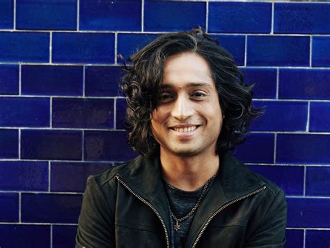 Nikhil D&rsquo;Souza Height, Age, Girlfriend, Wife, Family ...