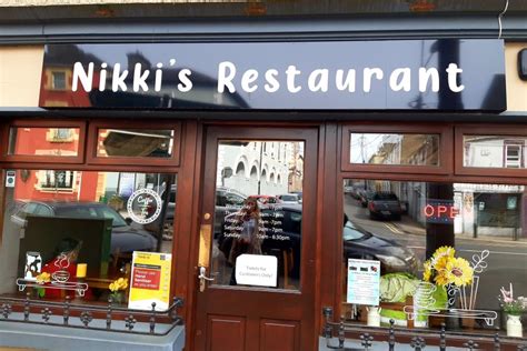 Nikkis restaurant. Niki's Special Pizza. Pepperoni, Canadian bacon, hamburger, sausage, onion, mushrooms, green pepper. $17.95 