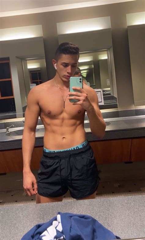 Nikoknights Onlyfans Leak +18 🍆 249 Photos