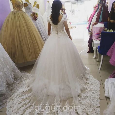 Nil Moda & Gelinlik Geli̇nli̇k Modelleri & Fiyatları. 