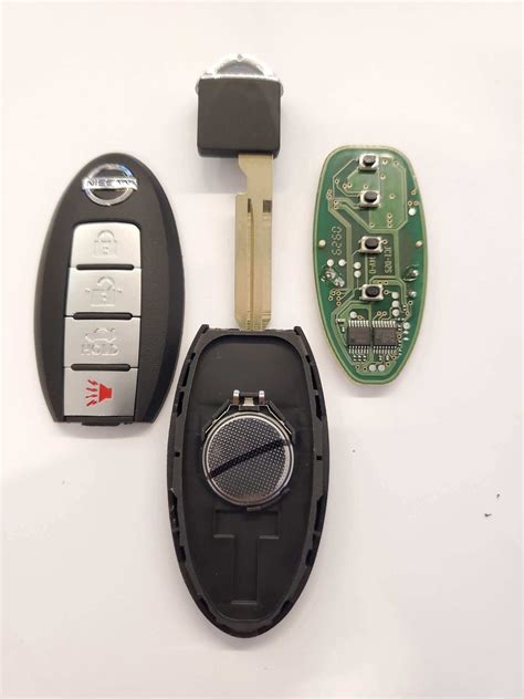 Nissan key replacement. A quick video tutorial on how to change the remote key fob battery for a 2019 - 2022 Nissan Rogue. The back of the remote key fob will need to be removed in... 