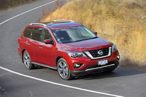Nissan pathfinder review. 2019 Nissan Pathfinder Expert Review Stefan Ogbac. The 2019 Nissan Pathfinder gets a new Rock Creek Edition with cool design cues like dark 18-inch alloy wheels, black mesh grille and roof rails ... 