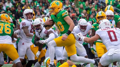 Nix sets NCAA mark for most career starts, leads No. 9 Oregon to a 38-24 win over Washington State