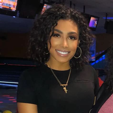 11 likes, 0 comments - Ceasar (@chrisruffinjr) on Instagram: "Niyah Gonzalez, evening news anchor at @25newskxxv joins Scoop of News to break down how journali..." Ceasar on Instagram: "Niyah Gonzalez, evening news anchor at @25newskxxv joins Scoop of News to break down how journalists can get better at their craft, how being an associate …