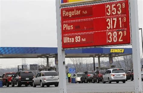 New Jersey’s average gas price was $3.52, with prices as low as $3.08 according to GasBuddy and AAA. Prices may rise at your local gas station as the weekend draws nearer.. 