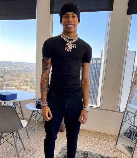 NLE Choppa, real name Bryson Lashun Potts, is a rapper, musician, and songwriter. Find out NLE Choppa's Wiki, Age, Height, Girlfriend, and Net Worth in 2023. ... Every lady’s mouth is on NLE Choppa’s height. He weighs around 75 kg (165 lbs). NLE Choppa posing for a photo Source: Instagram ... Updated On August 15, 2023 0. …
