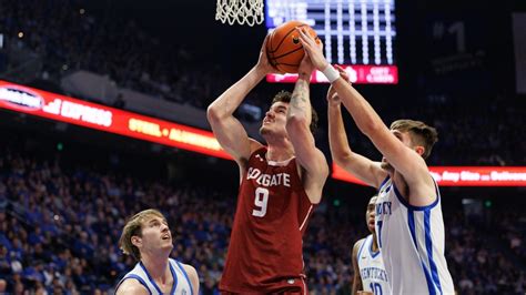 No 1 Bentley pulls away in second half for win 