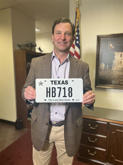 No more paper license plates: new law tears up old system