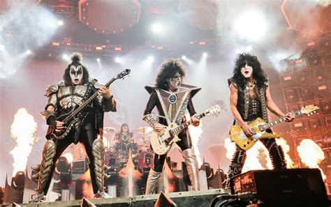 No more touring, Kiss goes virtual