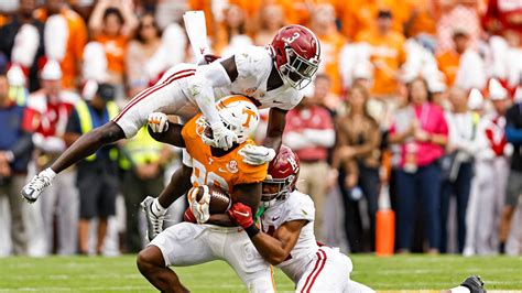 No. 11 Alabama hosts 17th-ranked Tennessee with both still chasing division titles