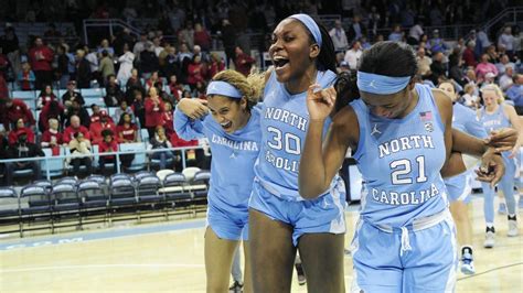 No. 17 North Carolina women beat Hampton 62-32