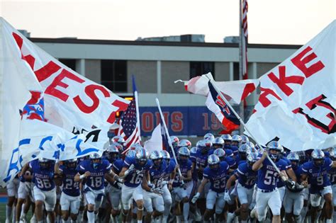 No. 4 Westlake holds off No. 8 Lake Travis in Battle of the Lakes 20-14