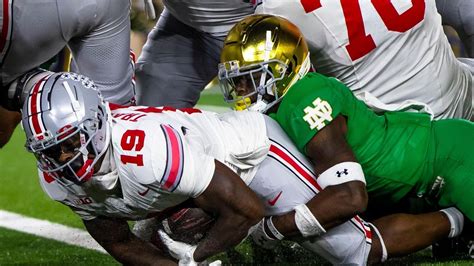 No. 6 Ohio State plunges for touchdown with 1 second left to beat No. 9 Notre Dame 17-14