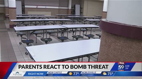 Noblesville schools bomb threat. Noblesville Schools is on e-learning today after the district was one of about 40 across central Indiana that received bomb threats. [2] Several dozen Indiana school districts are closed or shifted to remote instruction Friday following emailed bomb threats. 