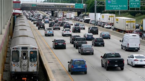 Non-emergency road closures to be suspended, where possible, for holiday weekends: IDOT