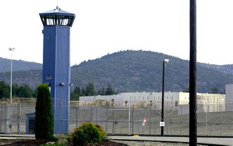 NorCal prison on generator after fires knock out power