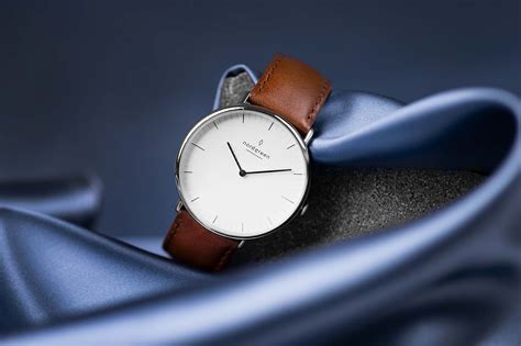 Nordgreen - Nordgreen has a range of thin women’s watches with a strap to match every occasion. We offer dial sizes as small as 32 mm with a narrow 16mm strap to match. The designs of our thin women’s automatic watches are sophisticated and simple. They're perfect for every occasion. Thanks – I’ll Stick to my Smartphone. We hear …
