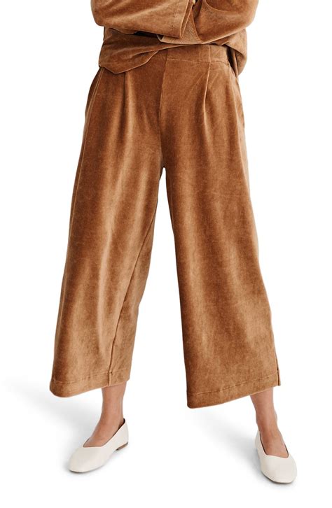 Nordstrom Rack women's pants prices range from $20 to $320, so you can find the perfect pants that fit your style and budget. The best part? Only at ShopStyle, .... 