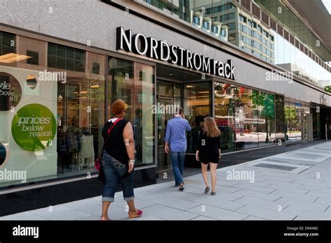 Nordstrom rack dc. Things To Know About Nordstrom rack dc. 