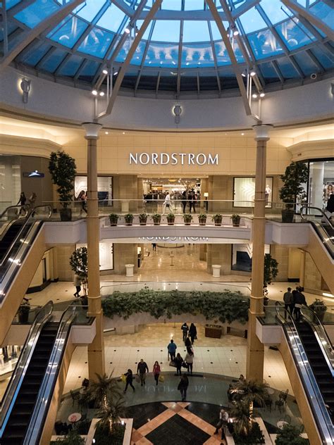 Nordstrom somerset michigan. Charlotte Tilbury - Nordstrom - Somerset (Detroit) located at Somerset Collection, 2850 W Big Beaver Rd, Troy, MI 48084 - reviews, ratings, hours, phone number, directions, and more. Home Business Directory Michigan Troy Cosmetics Store Charlotte Tilbury 