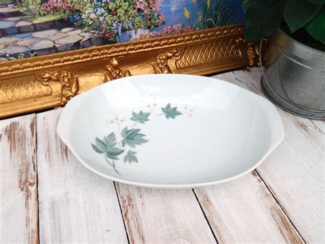 Noritake Cook N Serve WILD IVY Covered Vegetable Bowl