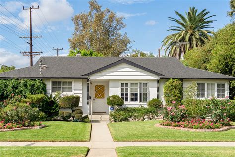 North Hills, Los Angeles, CA Homes for Sale & Real Estate - Redfin