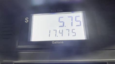 North Lauderdale residents cheer as gas drops to 32 cents
