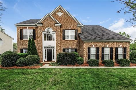 North carolina charlotte houses. Houses for Sale in Charlotte, North Carolina. North Carolina. Mecklenburg County. Charlotte. Showing 1 - 18 of 3,738 Homes. Listing Price: $379,000. 4 beds • 2.5 baths • 1,613 sqft • House for sale. 4542 Opus Lane, Charlotte, NC 28214 #Big Yard +4 more. Listing Price: $435,000. 