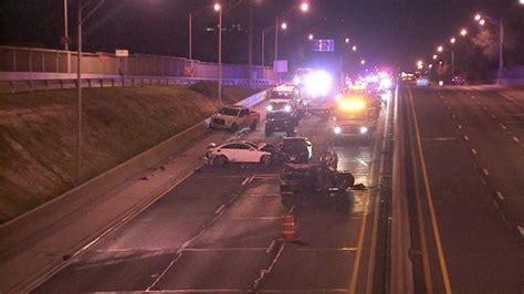 North dallas tollway accident. Two people are dead after being hit by a car while standing on Dallas North Tollway early Saturday morning, according to the Texas Department of Public Safety. A DPS press release says the crash... 