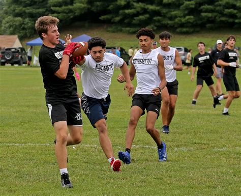 Northeast 7-on-7: New blood at Milton working out