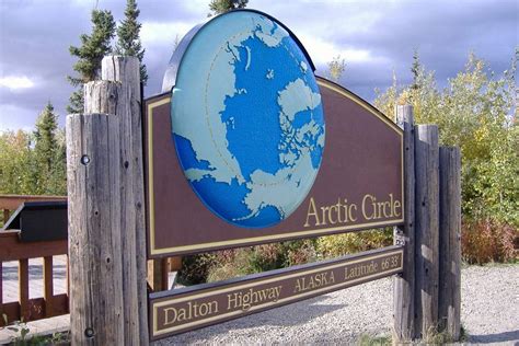Northern alaska tour company. We took the Arctic Circle Fly-Drive Experience by Northern Alaska Tour Company during our recent vacation in Alaska. The tour left Fairbanks at 1 pm and reached back by 12 am. While we were informed that the pilots mainly fly the plane and do not guide, we were pleasantly surprised by the amount of … 